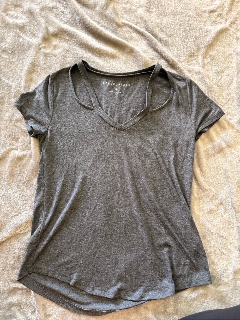 Aeropostale Charcoal Gray V-Neck Short Sleeve Tee